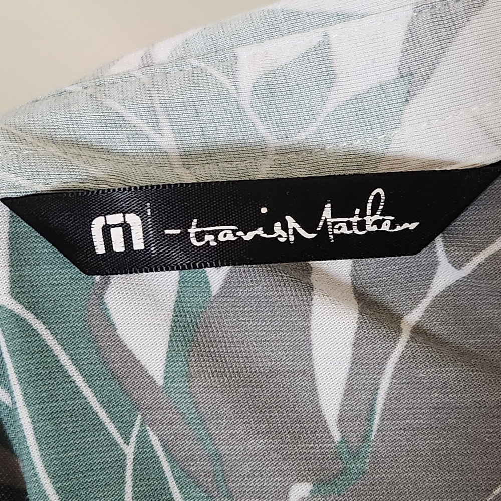 Travis Mathew Golf Polo Shirt Short Sleeve Size Large‎ Succulent Pattern - Picture 7 of 8